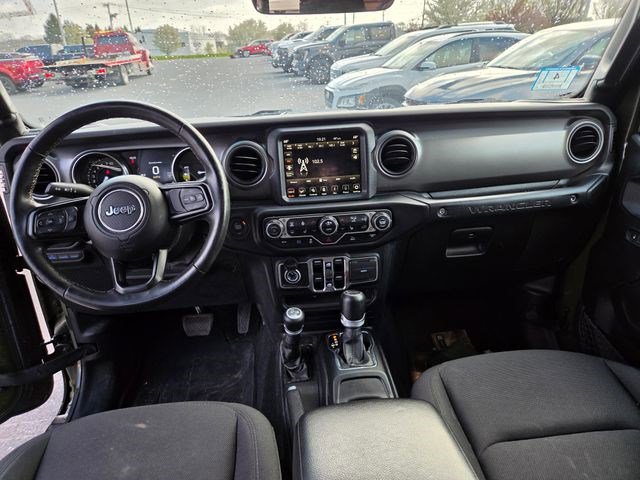 Certified 2023 Jeep Wrangler Unlimited w/ Cold Weather Group image 5