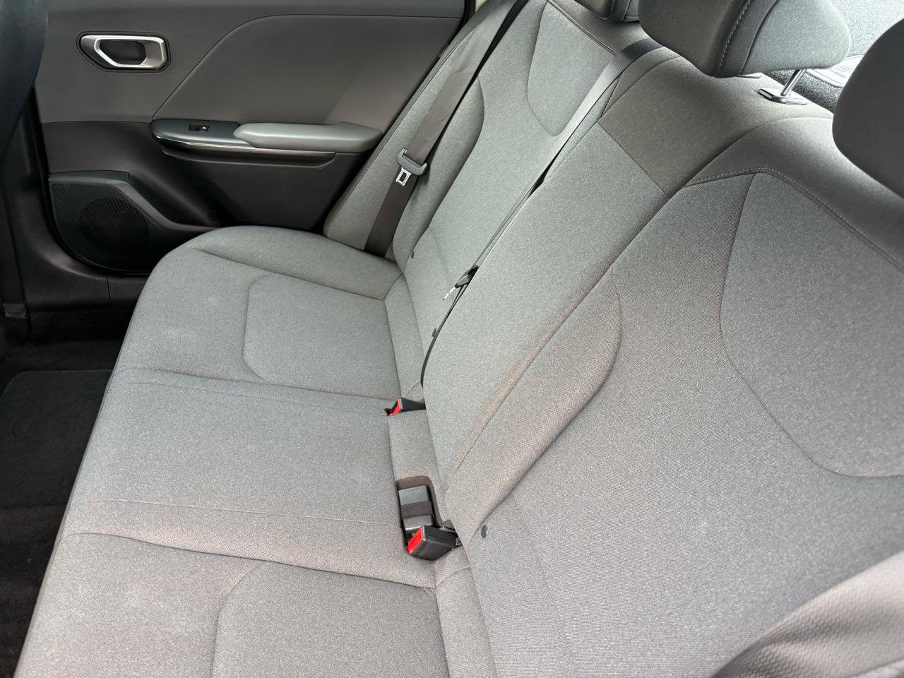 Used 2025 Kia K4 LXS FWD image 36