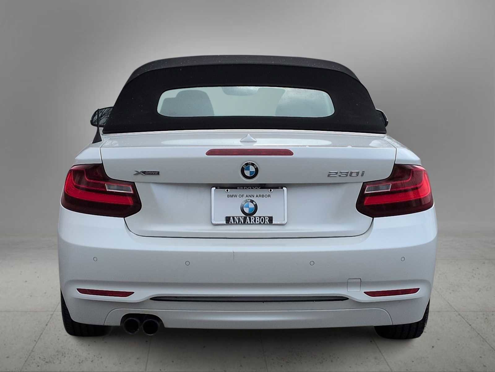 Used 2017 BMW 230i xDrive Convertible image 7