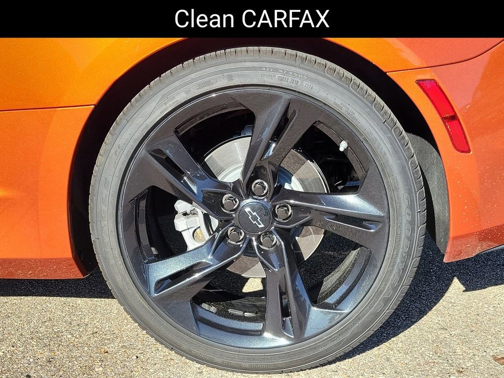 Certified 2022 Chevrolet Camaro LT w/ RS Package image 6