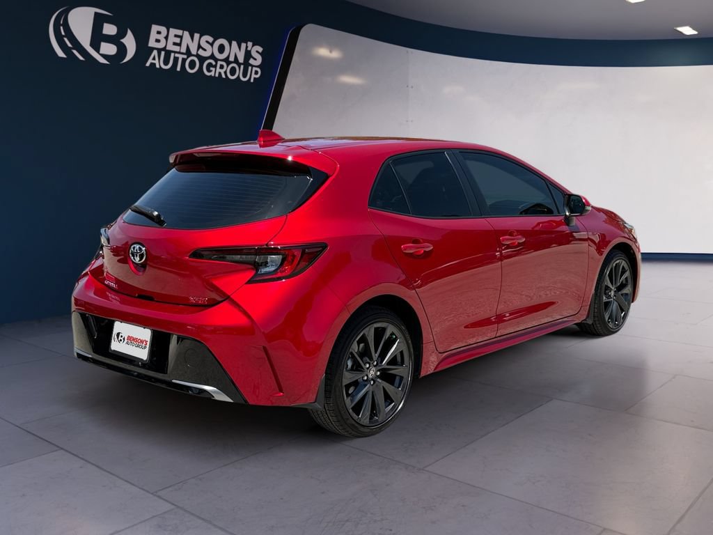 Used 2025 Toyota Corolla XSE FWD image 5