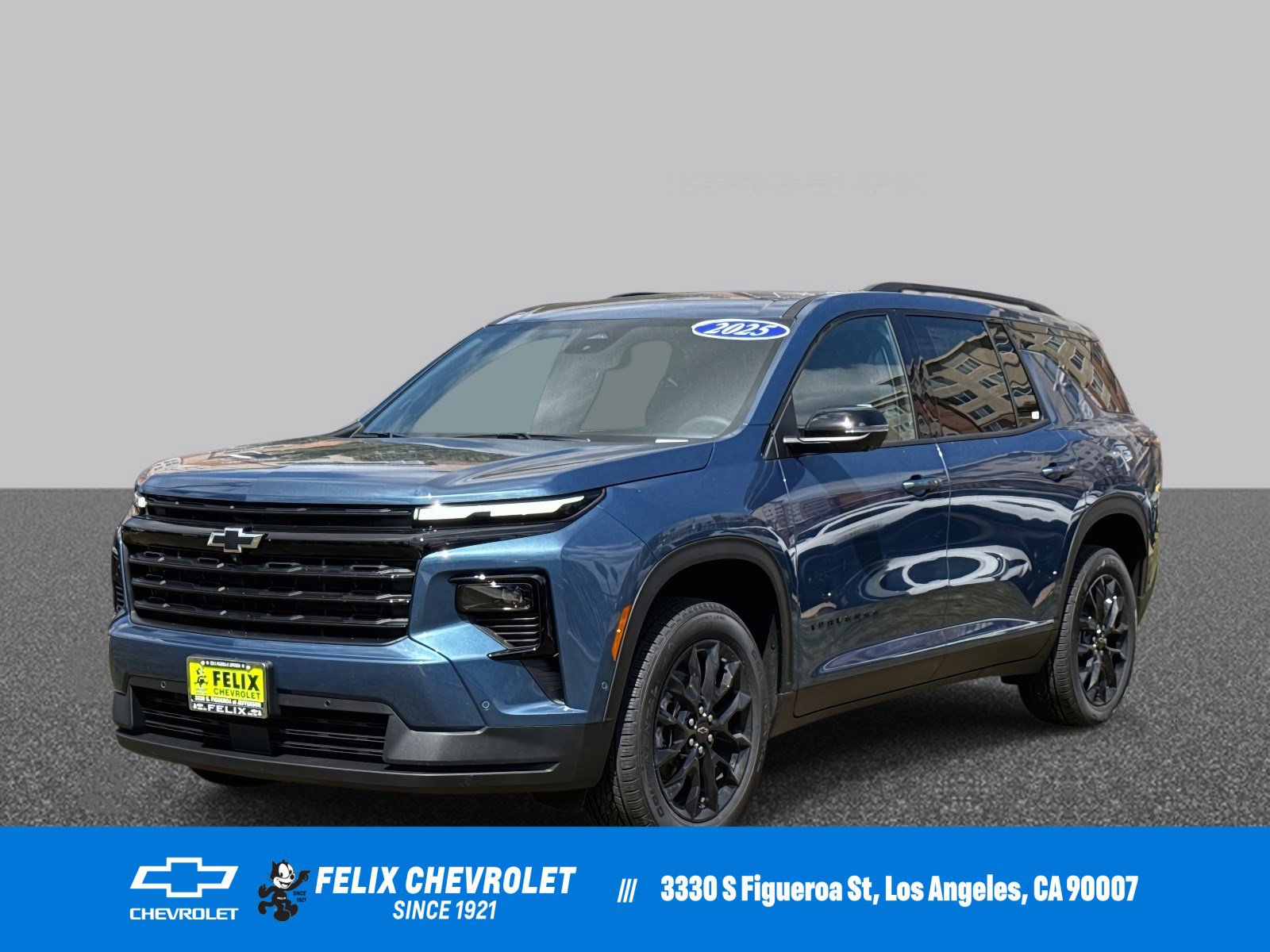 New 2025 Chevrolet Traverse LT w/ Enhanced Driving Package