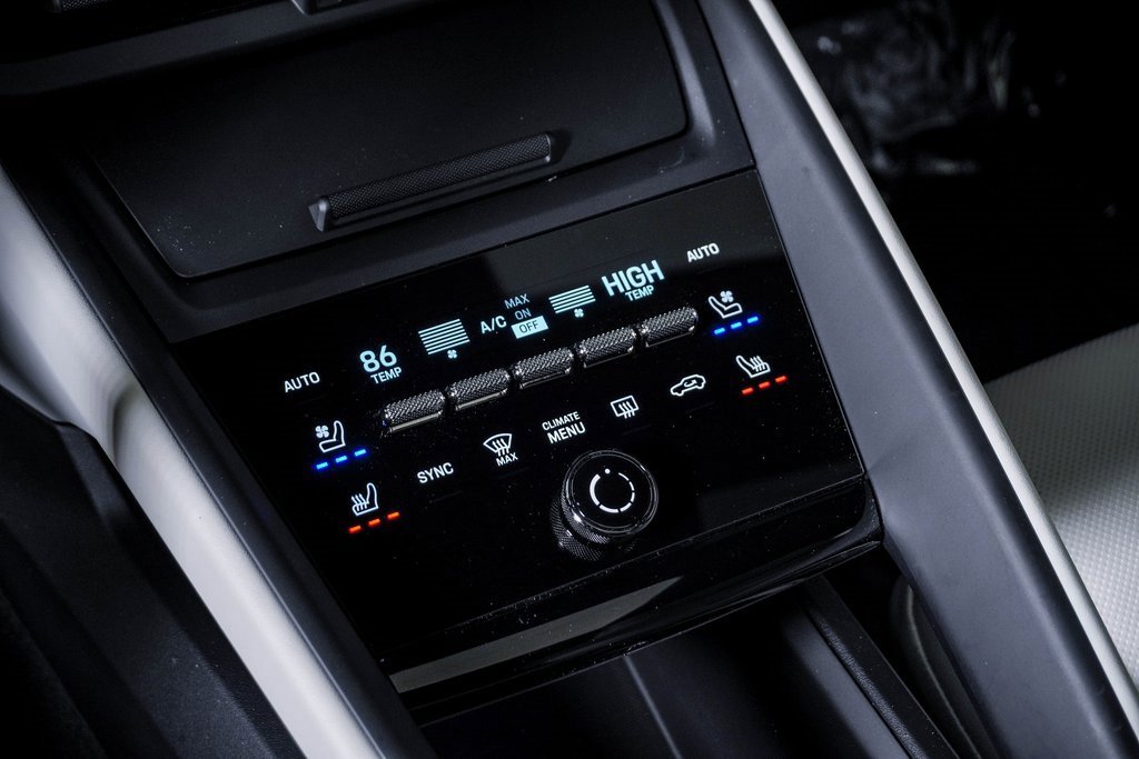 New 2025 Porsche Macan 4 Electric image 24