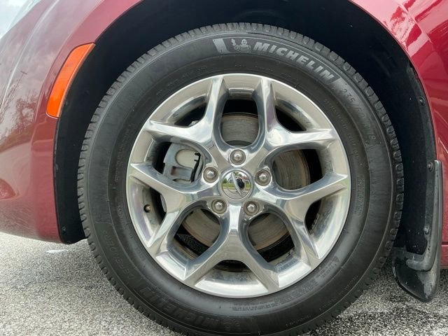 Used 2019 Chrysler Pacifica Limited FWD image 15