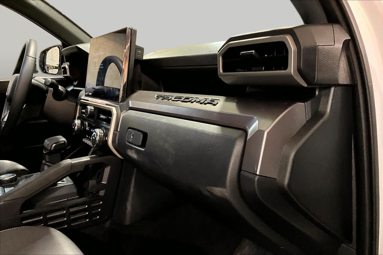 Used 2025 Toyota Tacoma TRD Sport RWD image 19