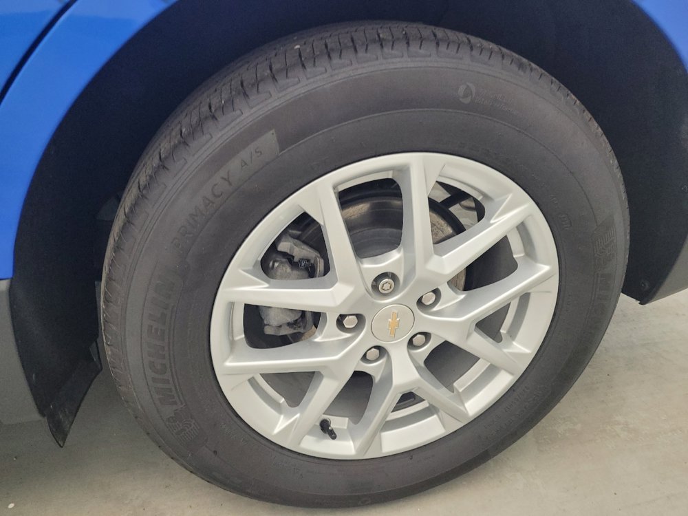 Used 2024 Chevrolet Equinox LT w/ LPO, Floor Liner Package FWD image 31