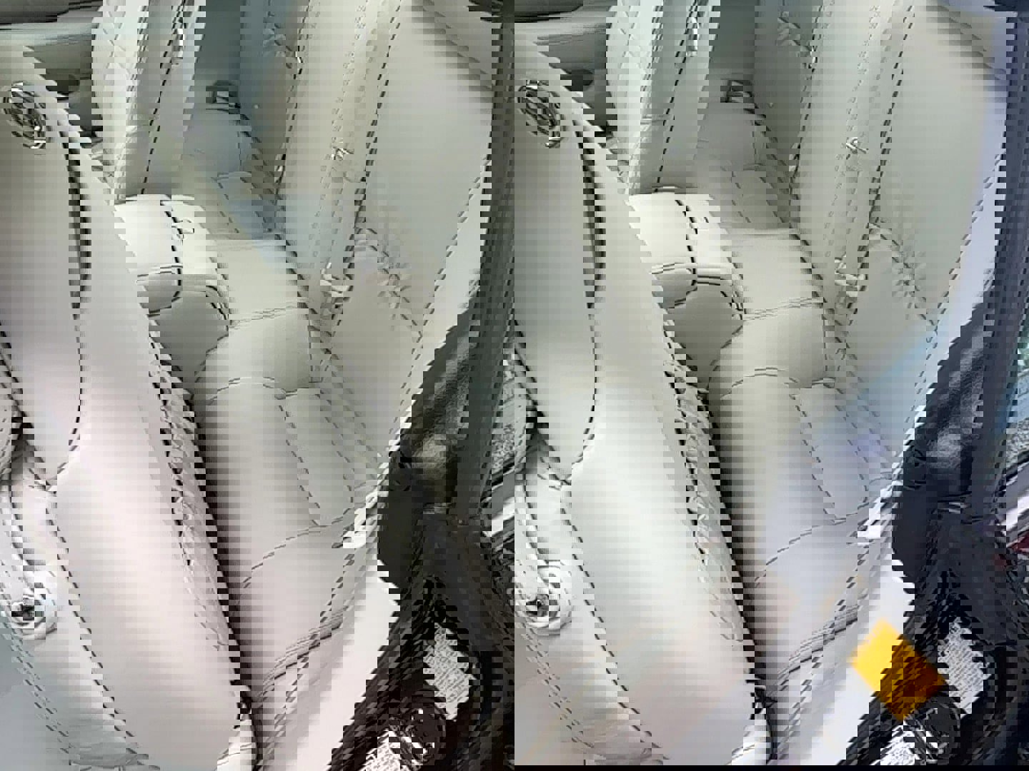 Used 2005 Lexus SC 430 Convertible image 16