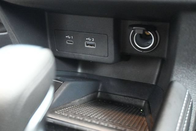 Used 2024 Nissan Kicks SV FWD image 33