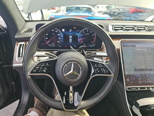 Used 2021 Mercedes-Benz S 580 4MATIC Sedan w/ Warmth & Comfort Package image 16