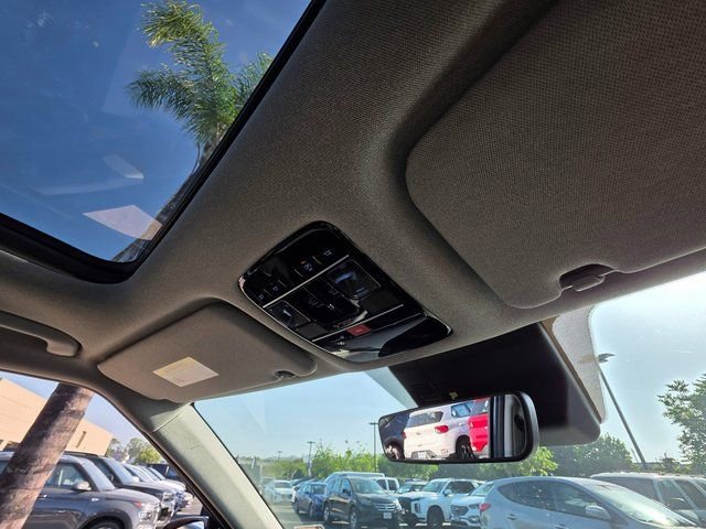 New 2025 Hyundai Santa Fe Limited image 12