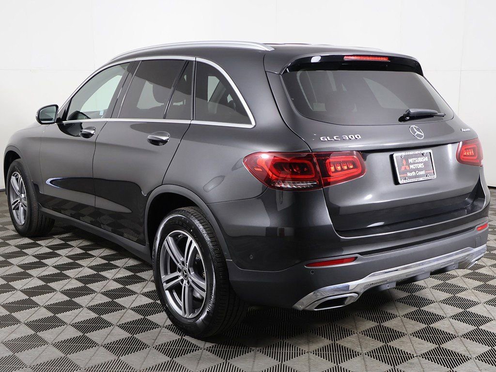 Used 2021 Mercedes-Benz GLC 300 4MATIC w/ Multimedia Package image 11