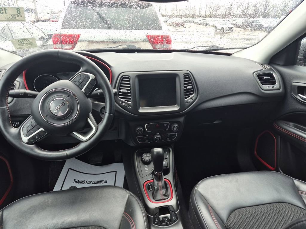 Used 2019 Jeep Compass Trailhawk w/ Cold Weather Group image 6