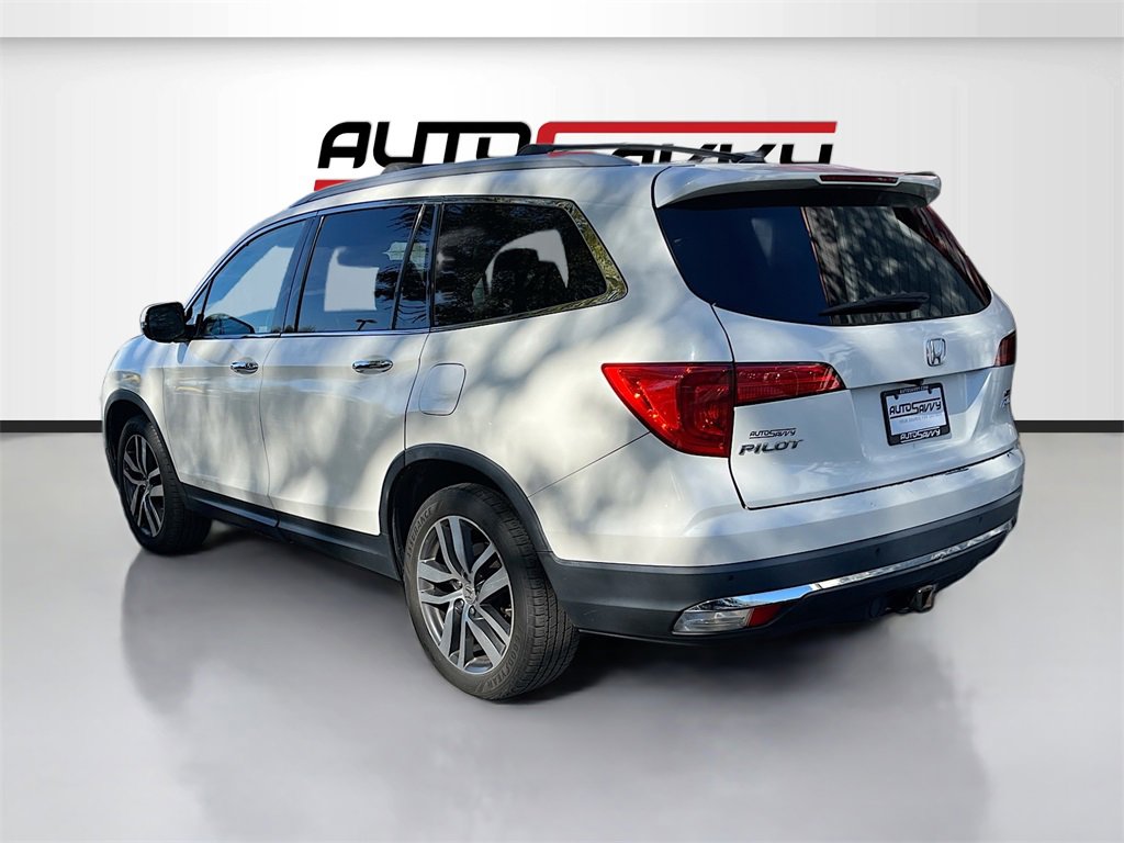 Used 2018 Honda Pilot Touring image 5