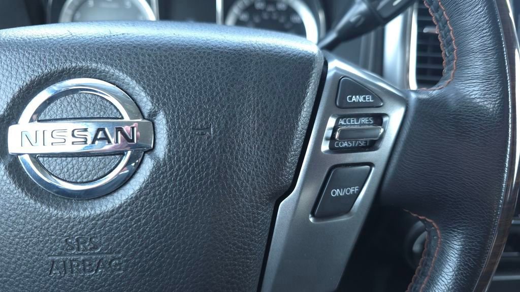 Used 2019 Nissan Titan Platinum Reserve image 30