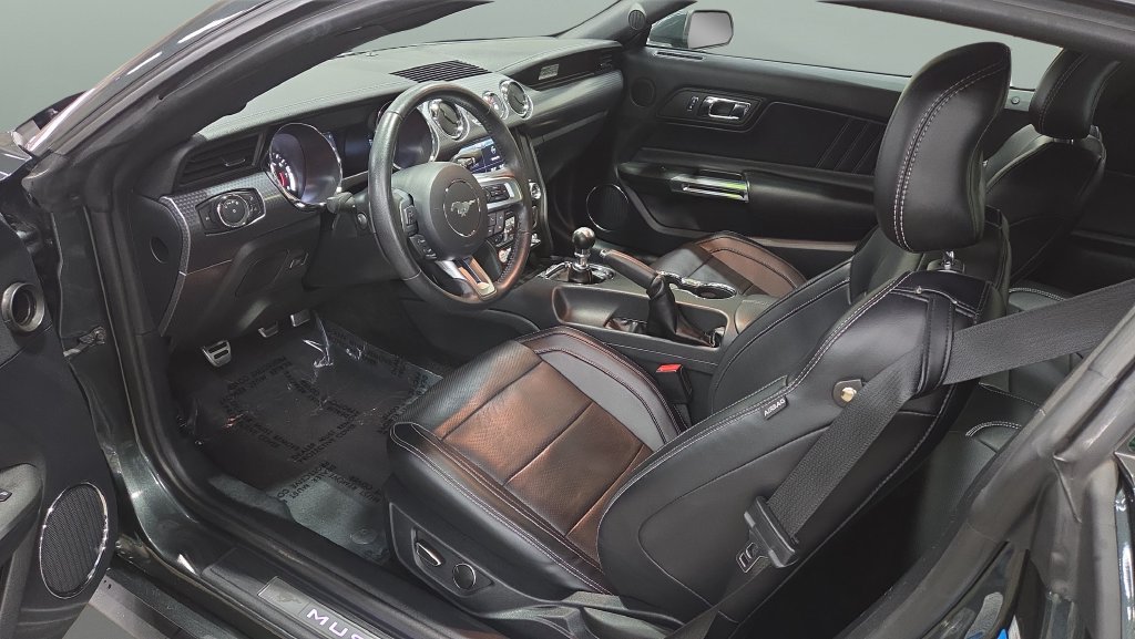 Used 2015 Ford Mustang GT Premium w/ GT Performance Package RWD image 8