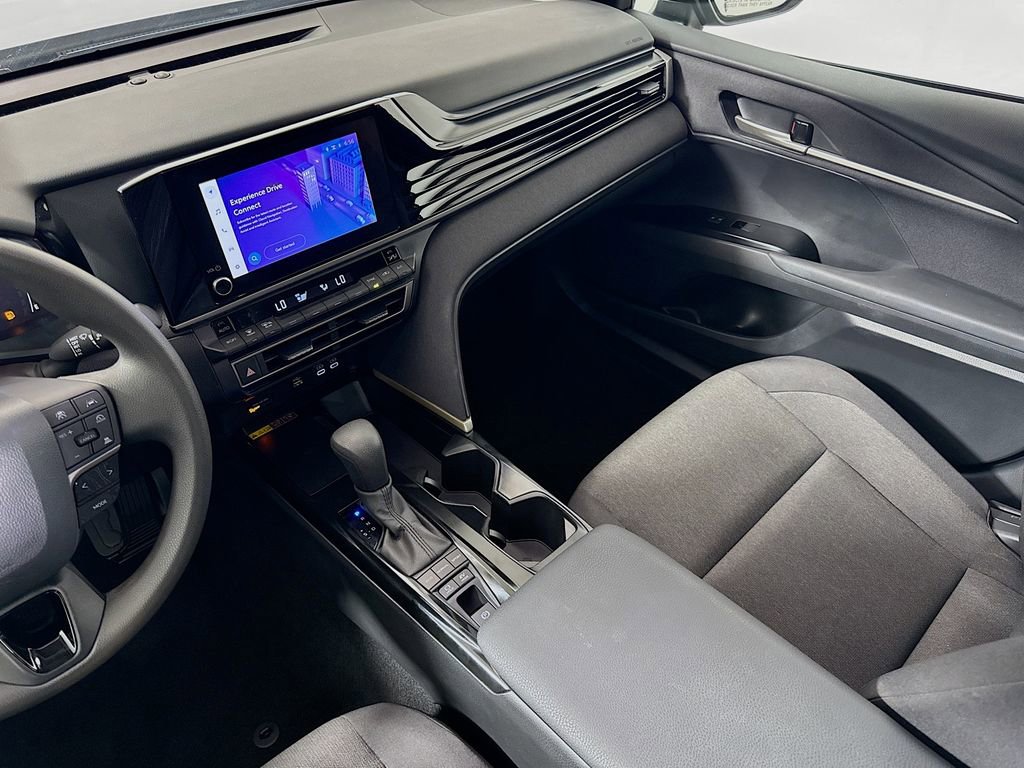 Certified 2025 Toyota Camry LE FWD image 22