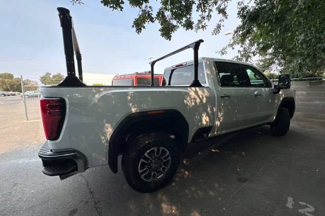Used 2025 GMC Sierra 2500 SLT AWD/4WD image 5