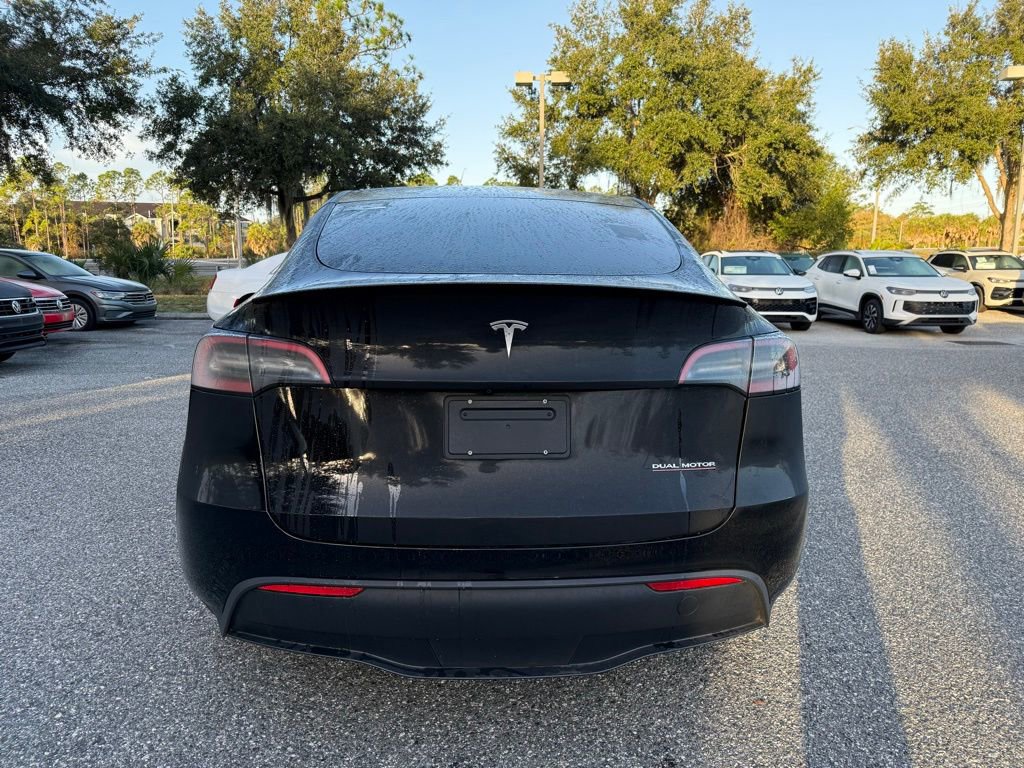 Used 2023 Tesla Model Y Performance image 10