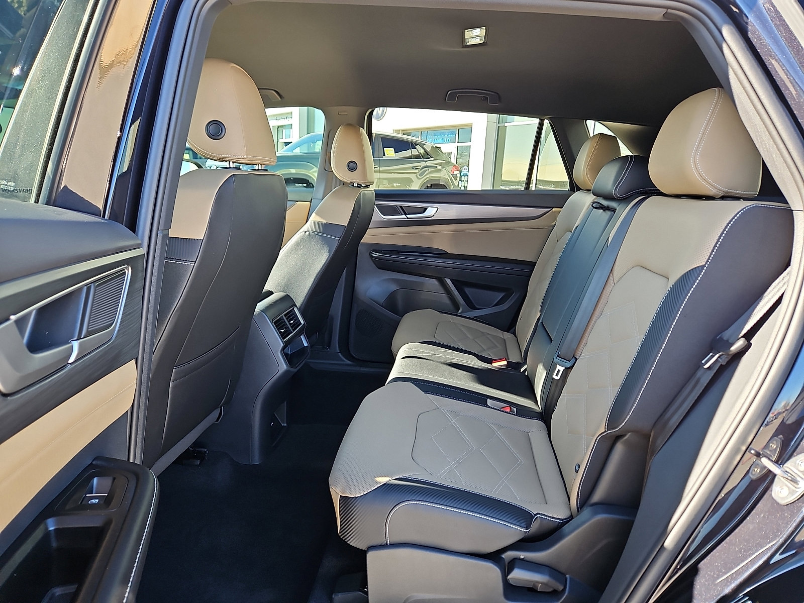 New 2026 Volkswagen Atlas Cross Sport SE image 9