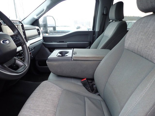 Used 2024 Ford F250 XLT image 10