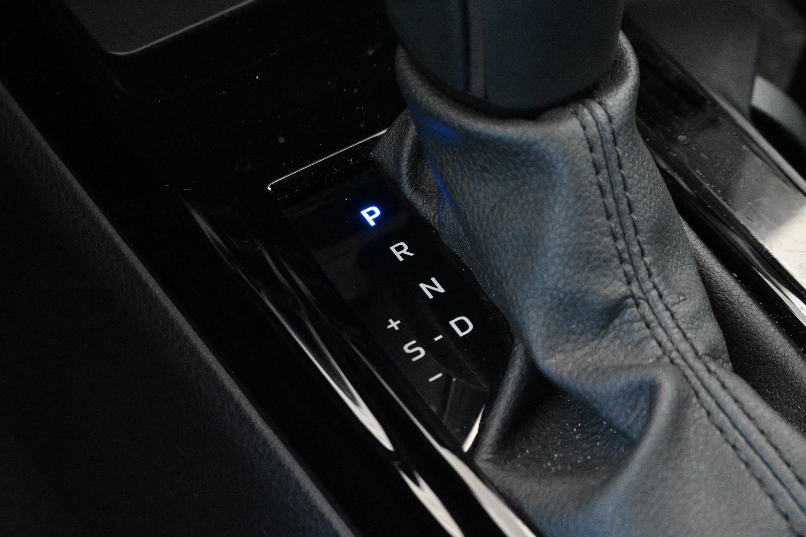 Used 2025 Toyota Camry XSE w/ Premium Plus Package FWD image 20