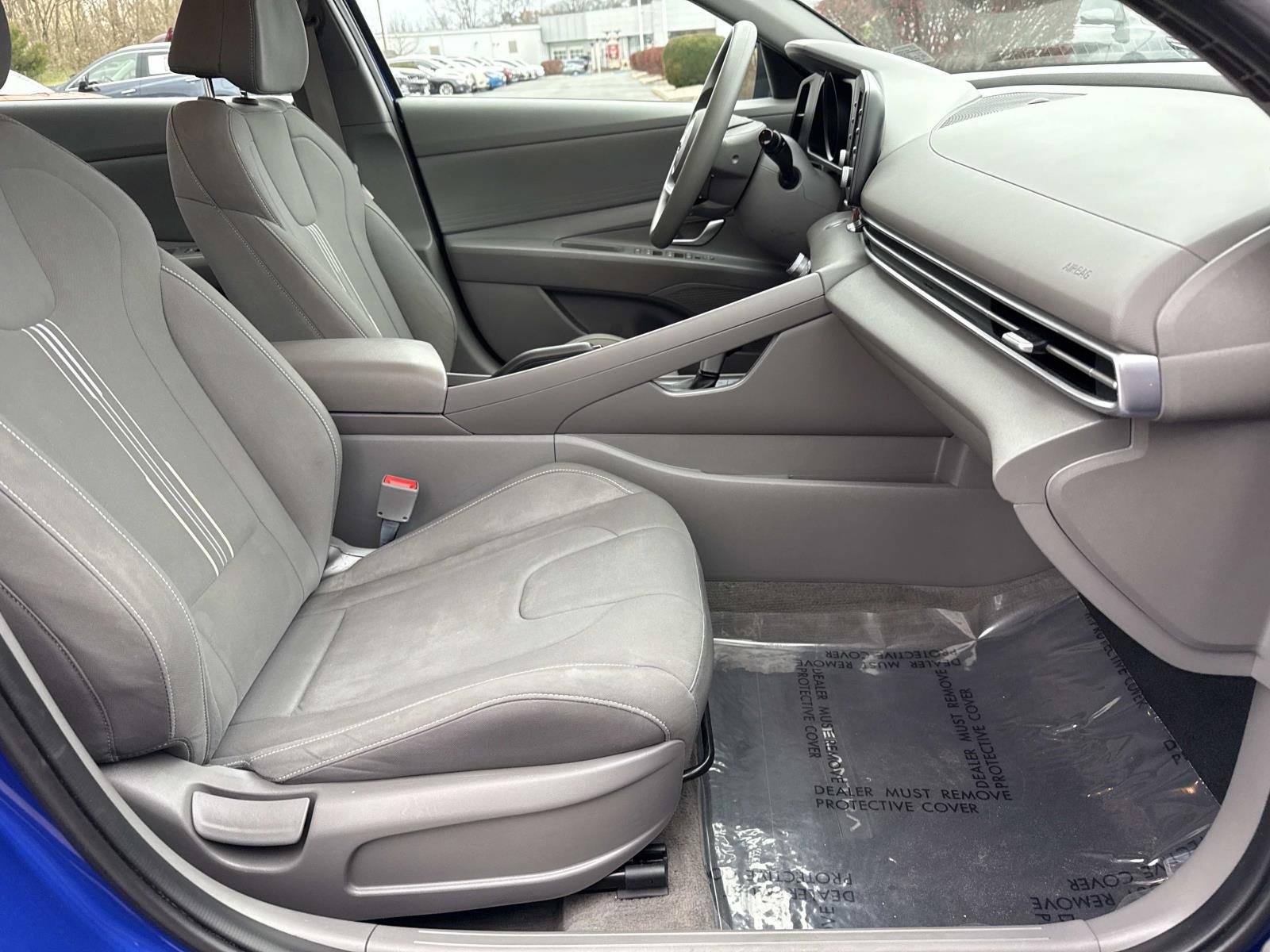 Used 2023 Hyundai Elantra SEL w/ Cargo Package image 24