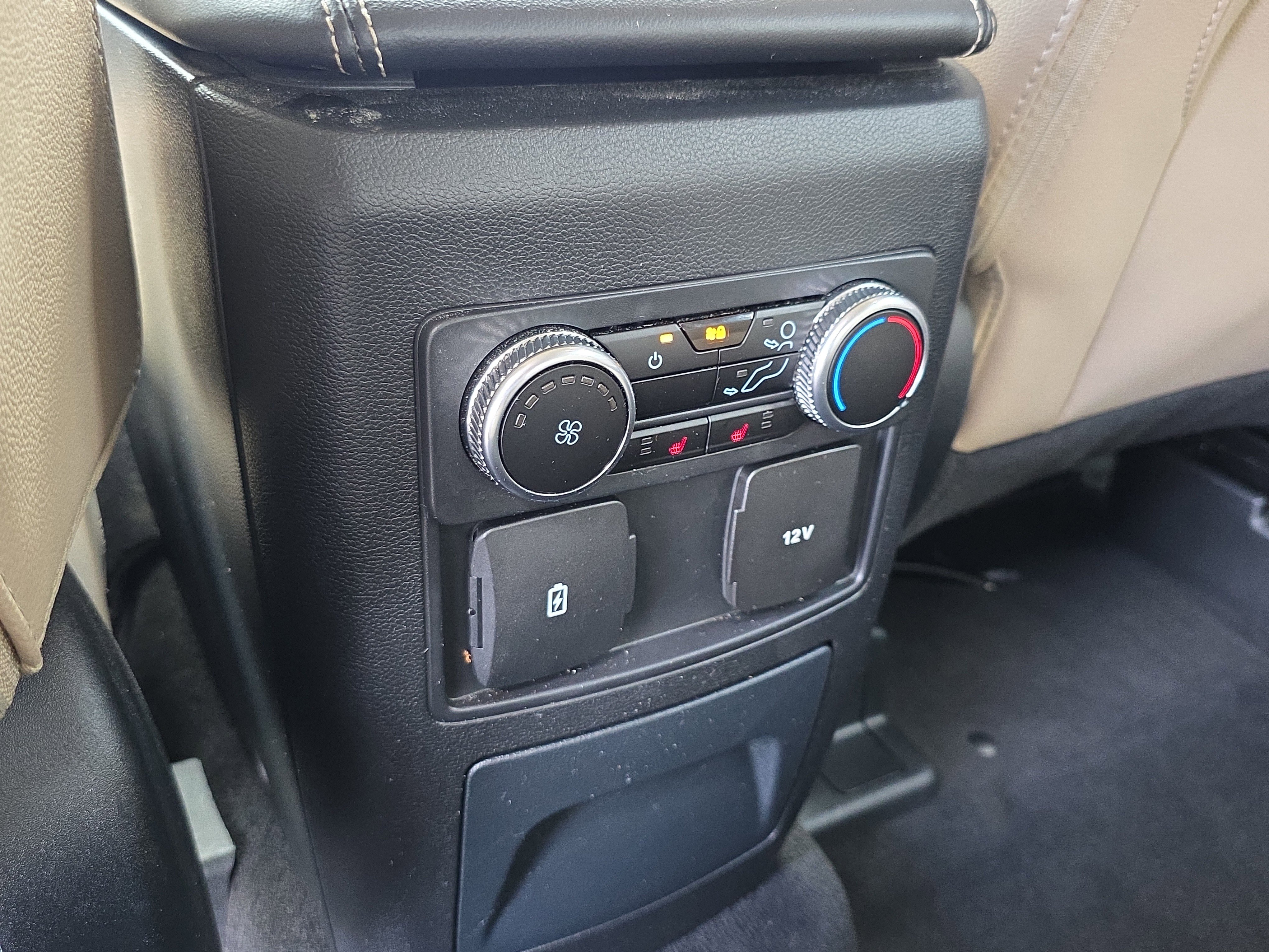 Used 2023 Ford Explorer Limited RWD image 16