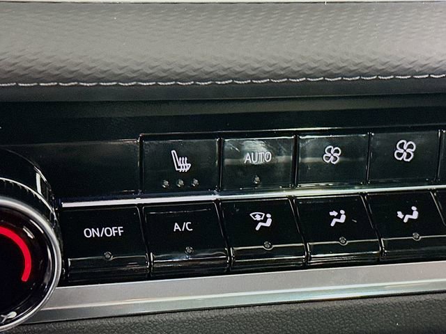 New 2026 Chevrolet Equinox LT w/ Convenience Package II image 21