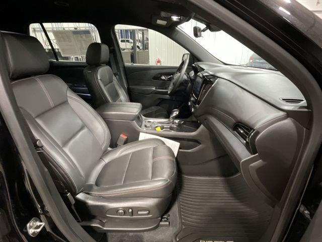 Used 2024 Chevrolet Traverse RS image 30