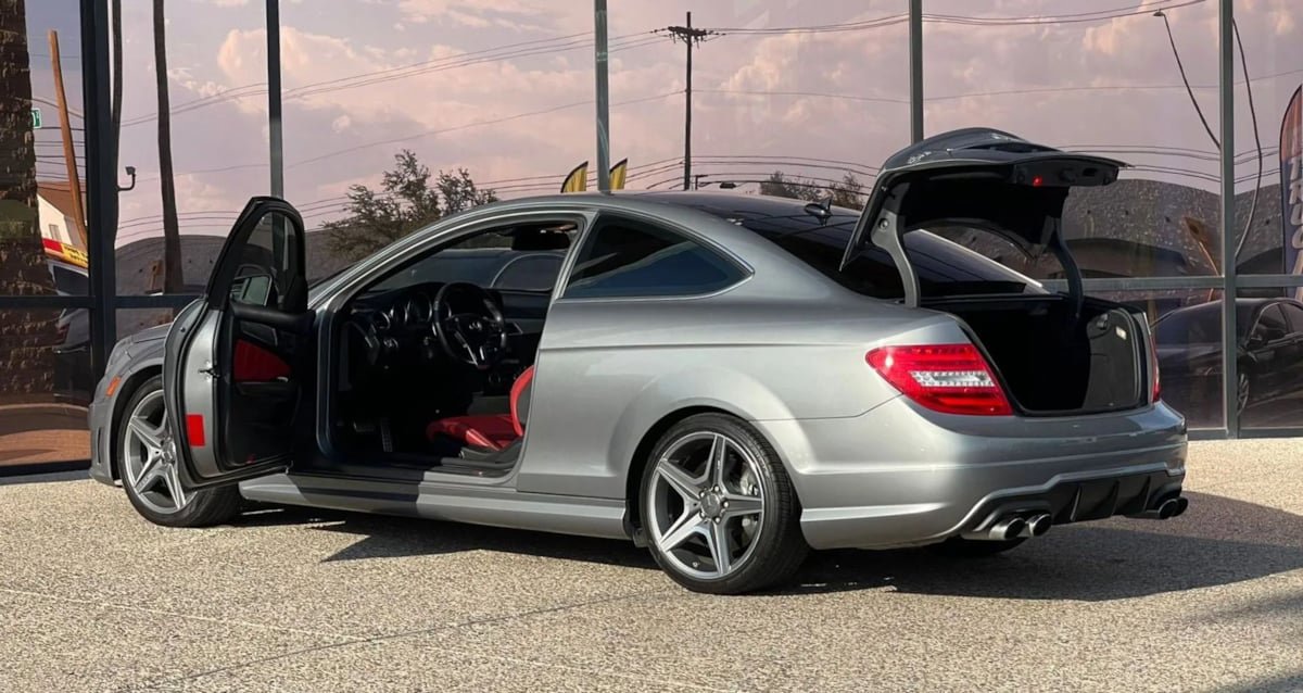 Used 2012 Mercedes-Benz C 63 AMG Coupe w/ Lighting Pkg image 7
