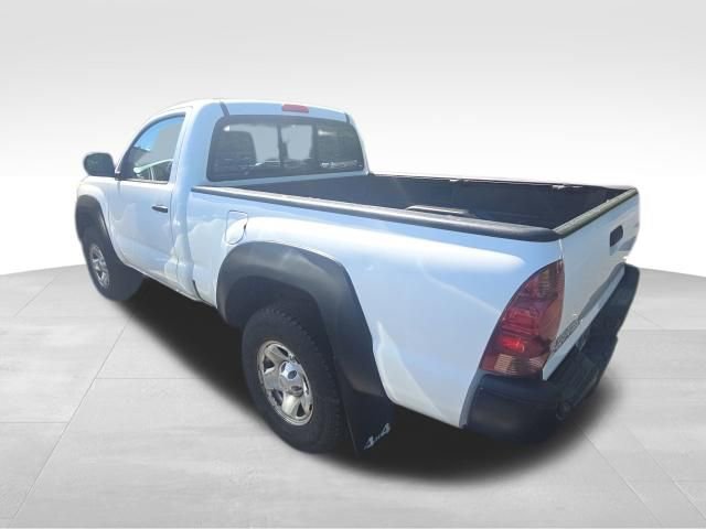 Used 2012 Toyota Tacoma 4x4 Regular Cab image 3