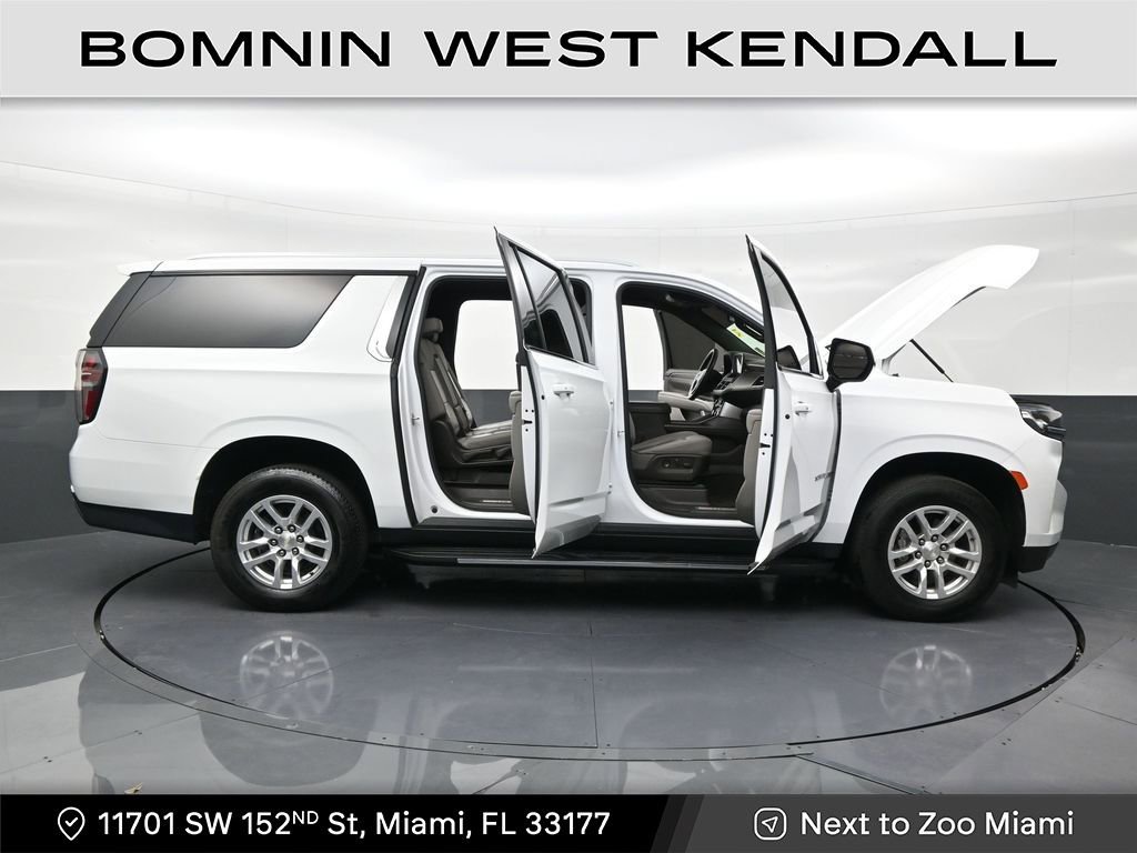 Used 2022 Chevrolet Suburban LT image 30