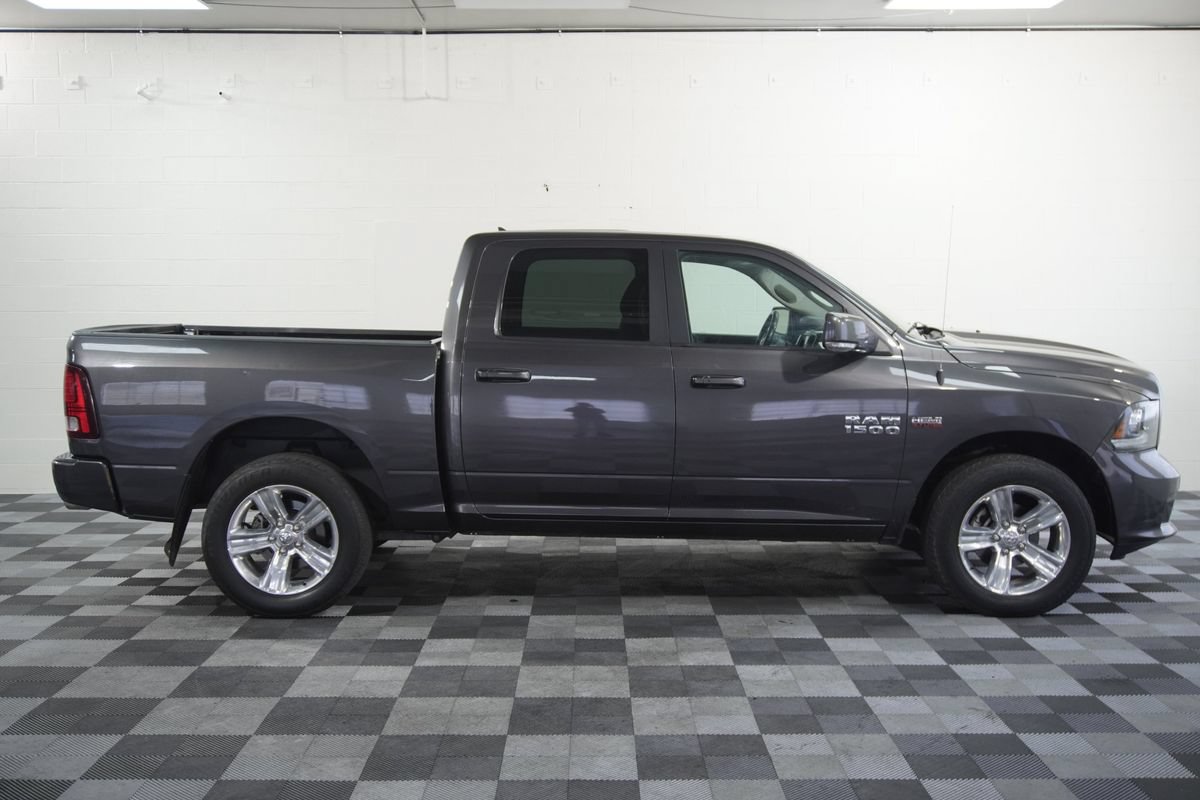 Used 2018 RAM 1500 Sport w/ Convenience Group AWD/4WD image 7