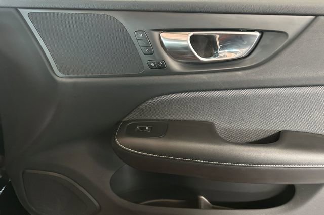 Used 2024 Volvo S60 B5 Plus w/ Climate Package image 19