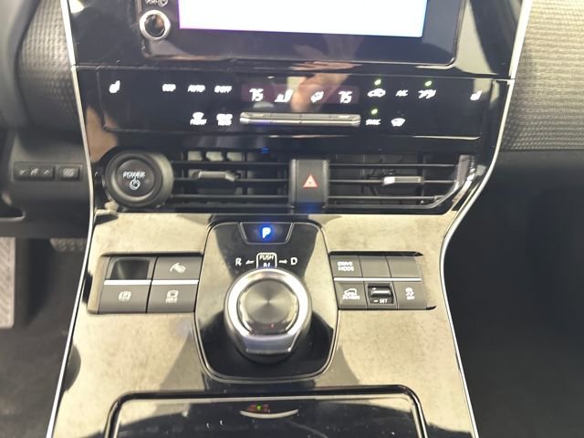 Used 2023 Subaru Solterra AWD image 23