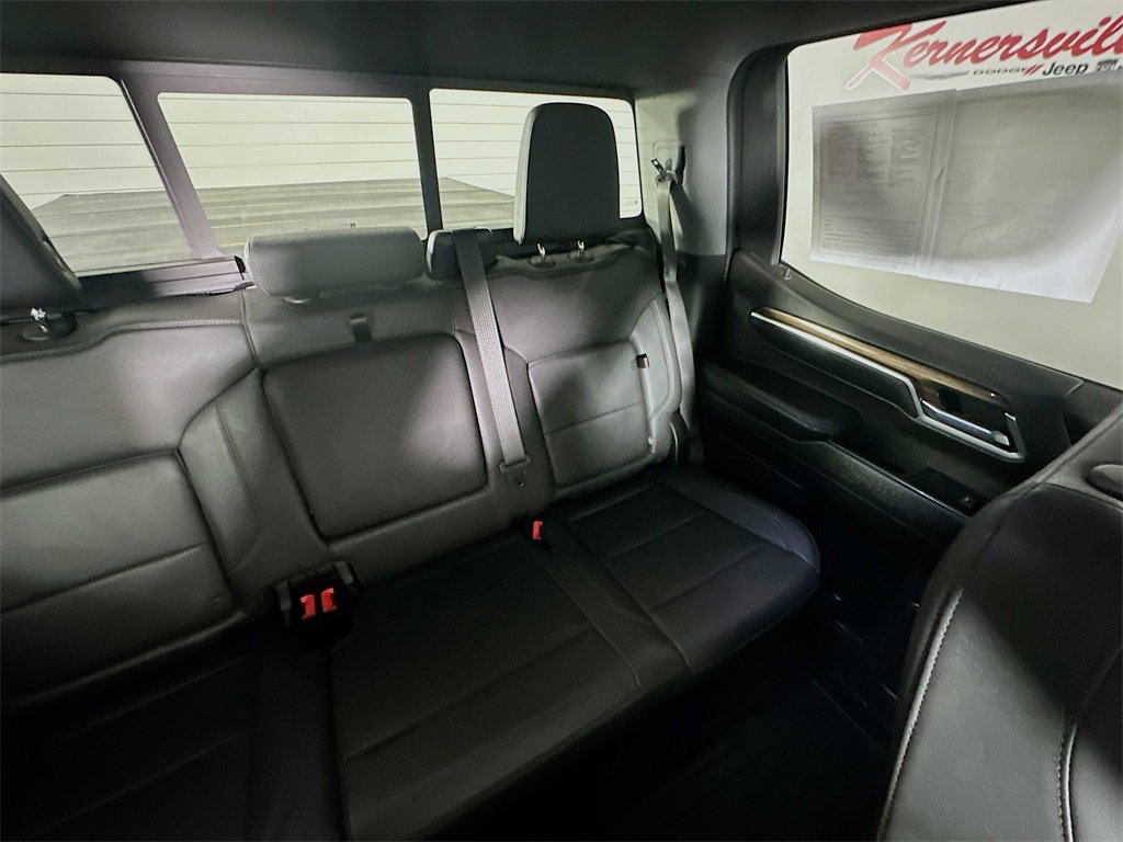 Used 2022 Chevrolet Silverado 1500 LT w/ Z71 Off-Road Package image 14