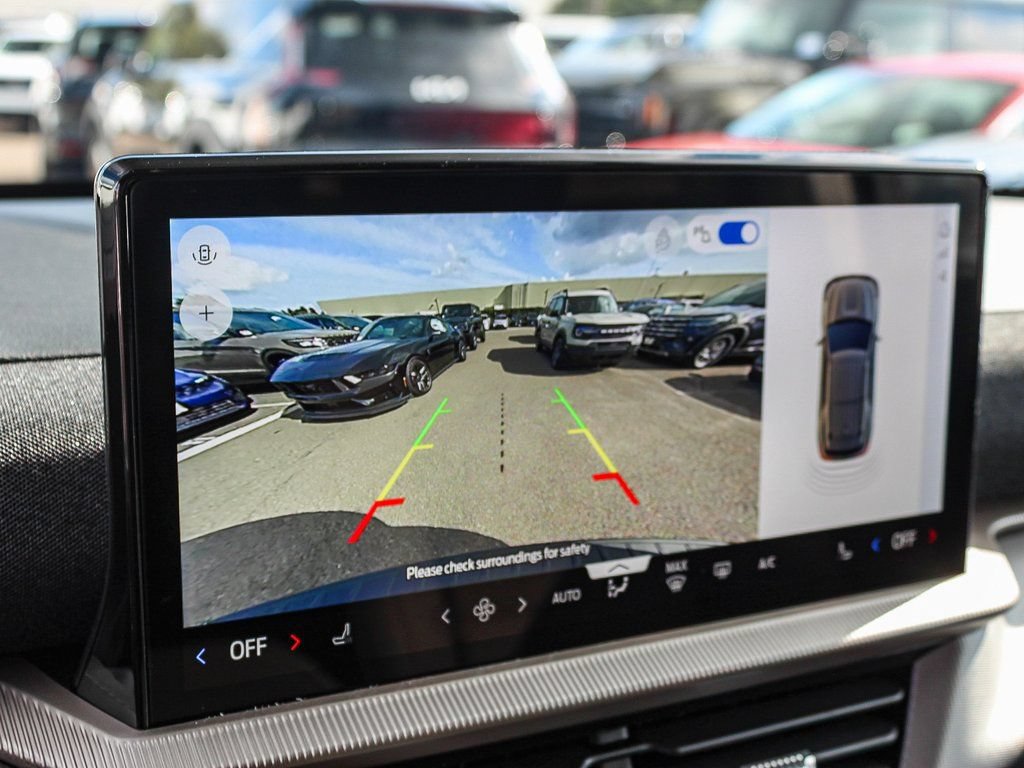 New 2026 Ford Explorer Active RWD image 24