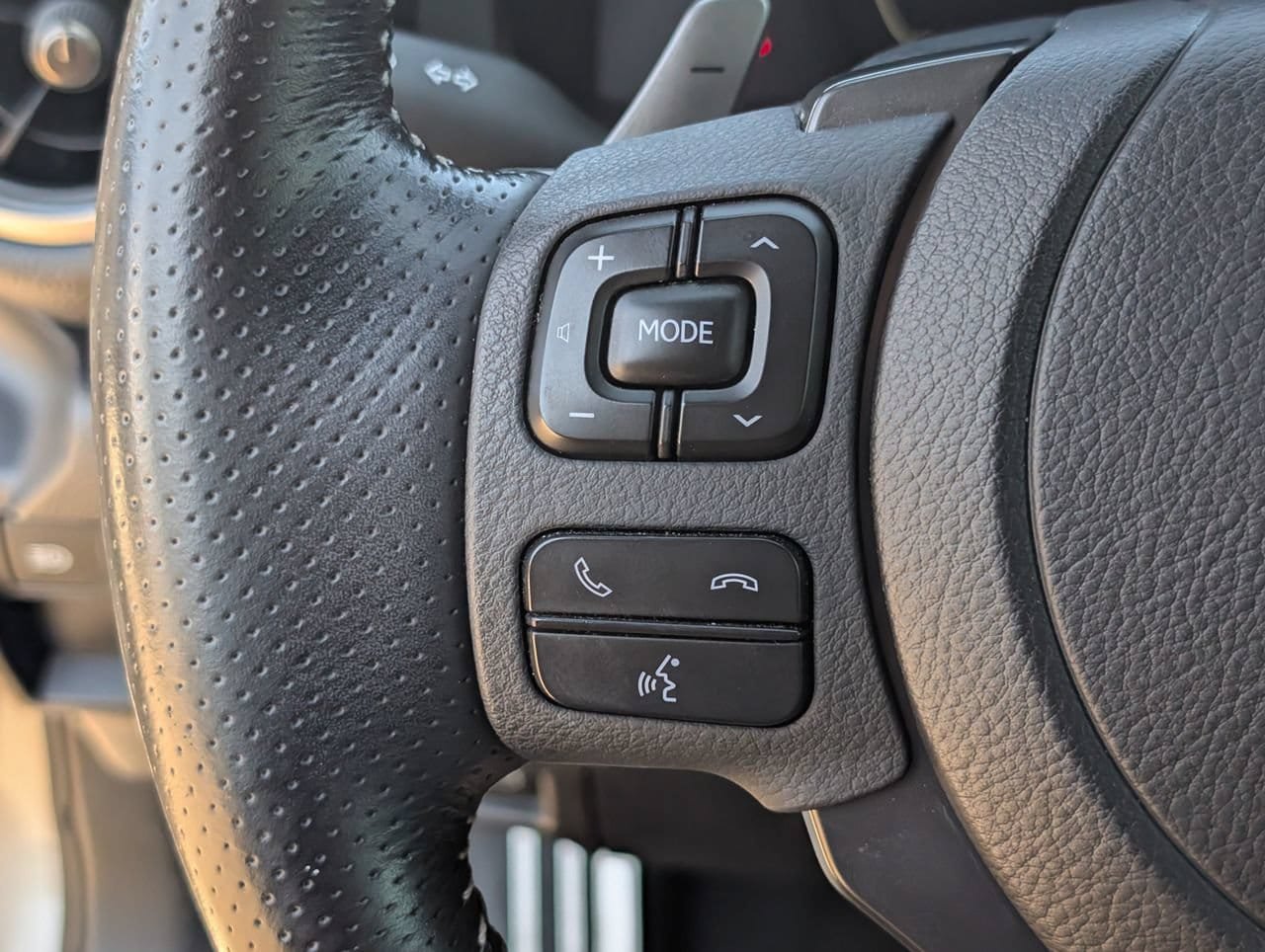 Used 2021 Lexus IS 350 F Sport w/ Accessory Package 2 RWD image 21