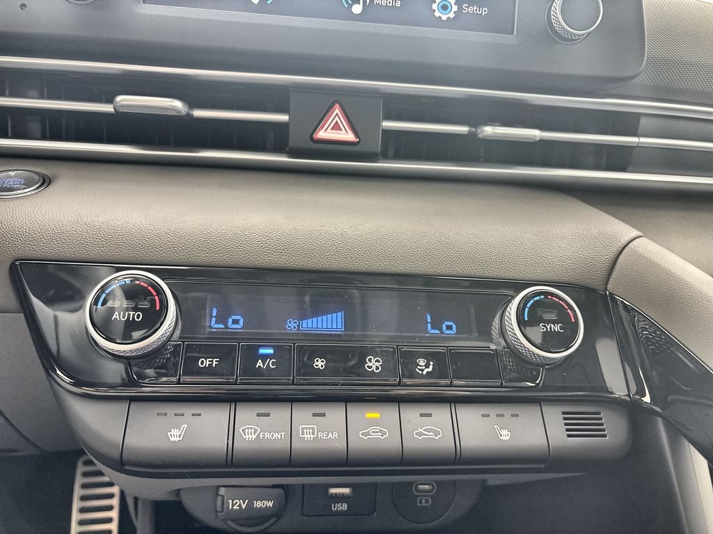 New 2026 Hyundai Elantra SEL Sport Premium FWD image 17