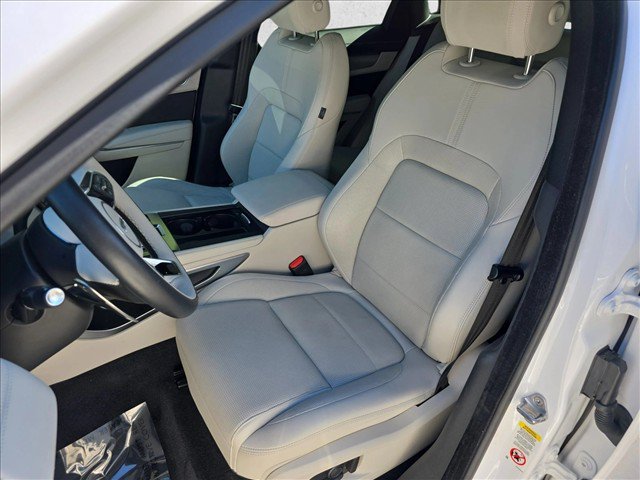 Used 2026 Jaguar F-PACE R-Dynamic S AWD/4WD image 15