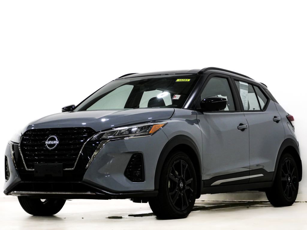 Used 2023 Nissan Kicks SR w/ SR Premium Package image 3