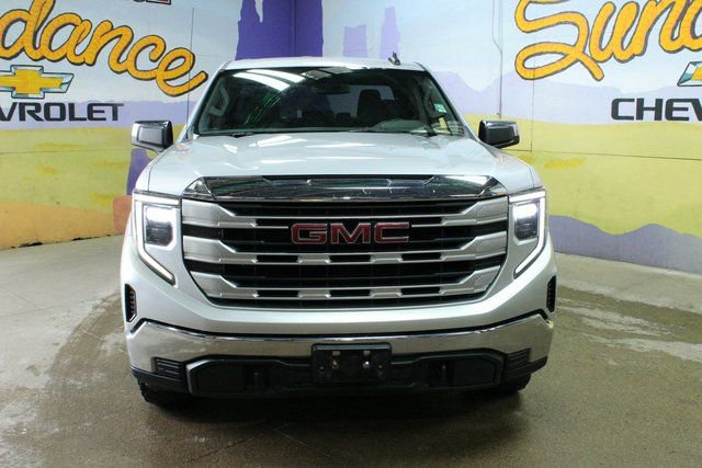 Used 2022 GMC Sierra 1500 SLE image 3