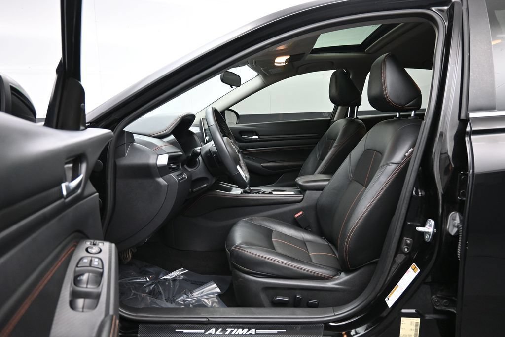 Used 2022 Nissan Altima 2.5 SR w/ Midnight Edition Package AWD/4WD image 22