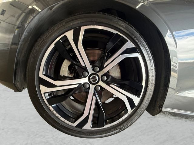 Used 2024 Volvo S60 B5 Plus FWD image 23