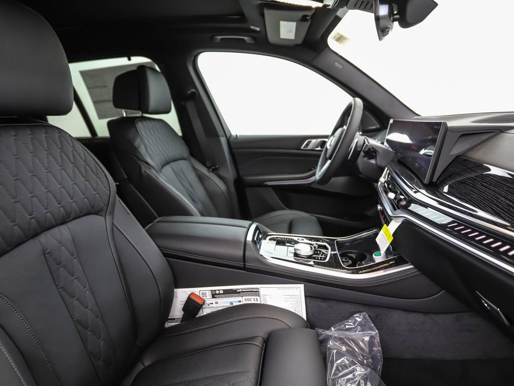 New 2026 BMW X5 M60i image 30