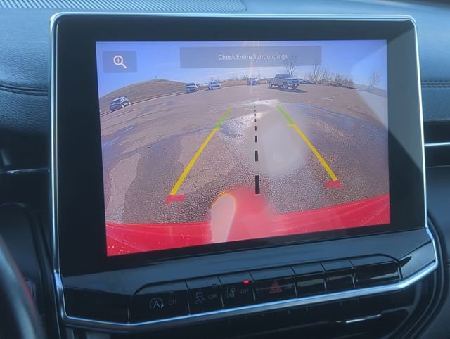 Used 2022 Jeep Compass Limited image 18