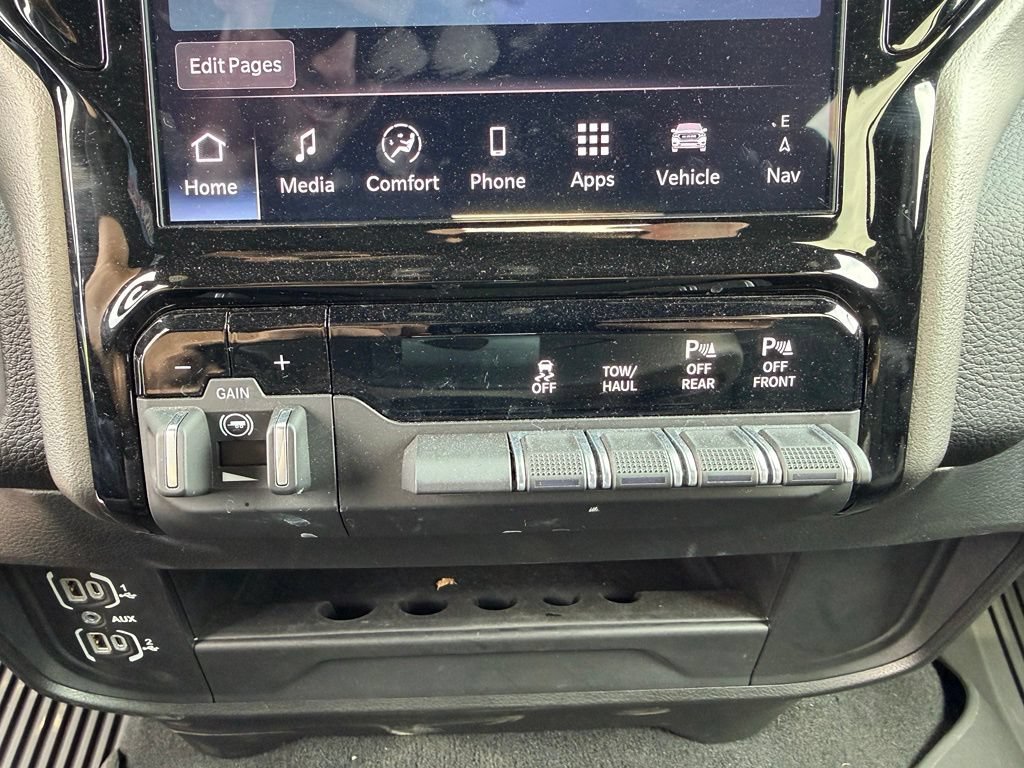 Used 2026 RAM 2500 Big Horn AWD/4WD image 8