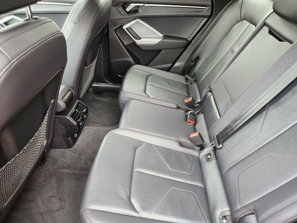 Used 2024 Audi Q3 2.0T Premium AWD/4WD image 19