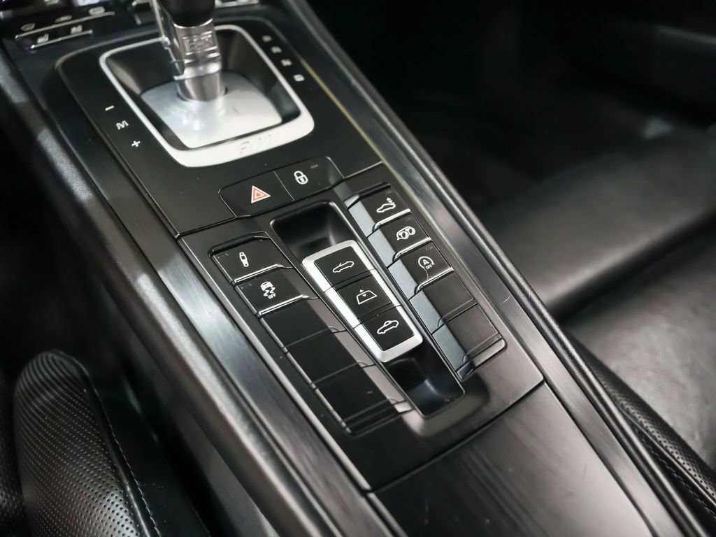 Certified 2019 Porsche 911 Carrera GTS image 30