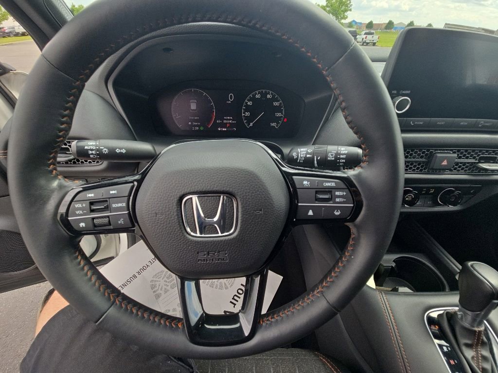 Used 2023 Honda HR-V Sport image 12
